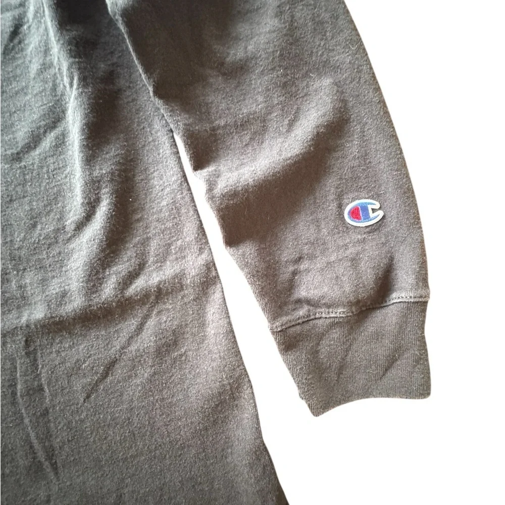 Champion long sleeve Black Tee
